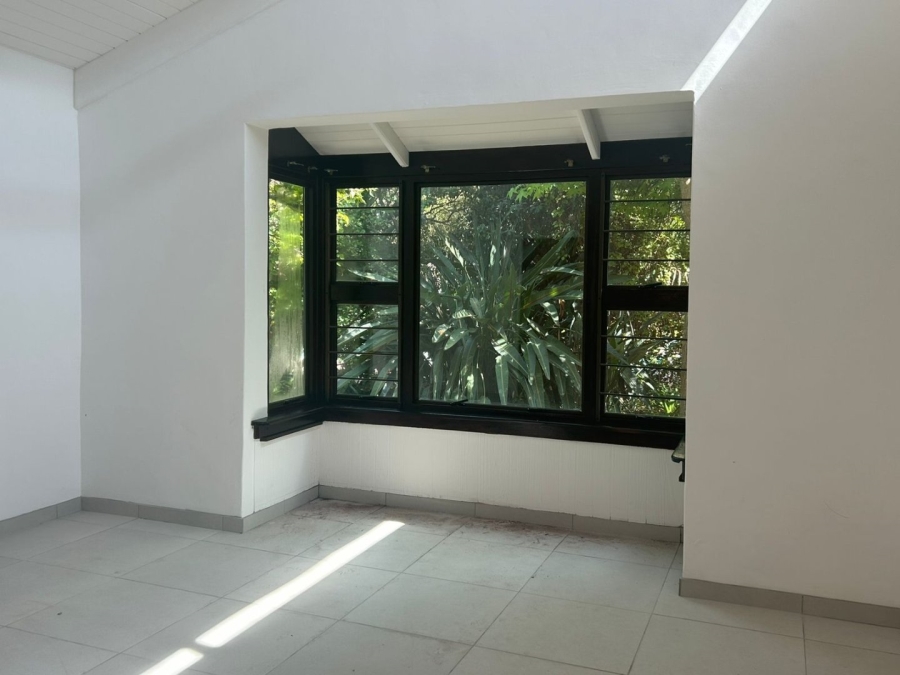 To Let 2 Bedroom Property for Rent in Constantia Western Cape